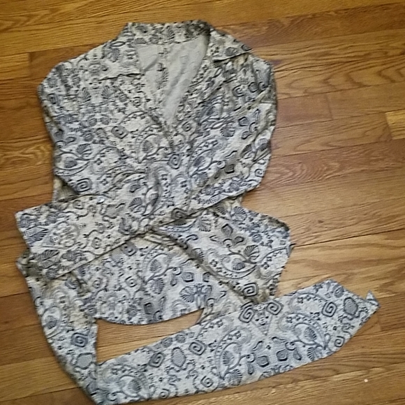 Blouse - Picture 2 of 2